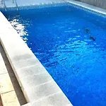 Casa de Férias Anna 10 People Private Pool 10 Kms Lloret Vidreres